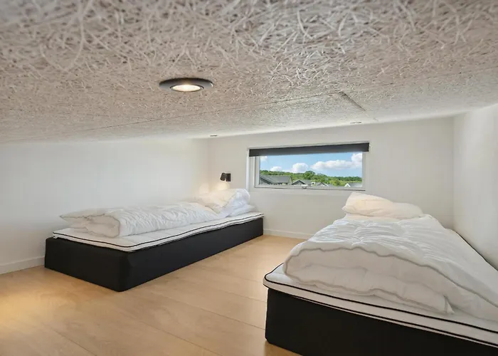 In With Sauna * Sjolund